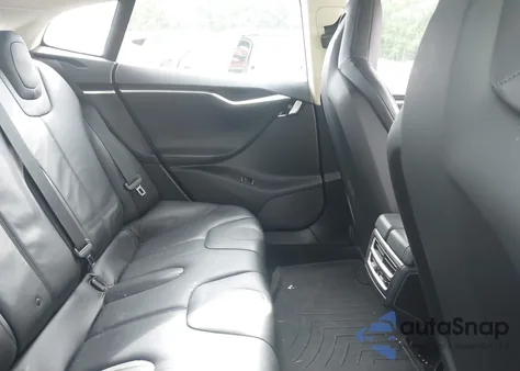 2013 Tesla Model S from USA, damaged, VIN 5YJSA1CN4DFP26552